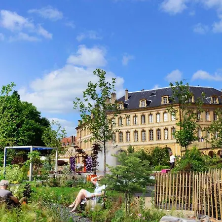 Daire La Cour Du Botaniste Metz