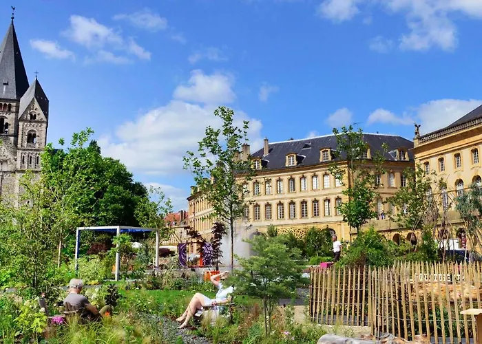 Апартаменты La Cour Du Botaniste Мец